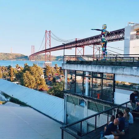 Trylisbon Calvario Лісабон